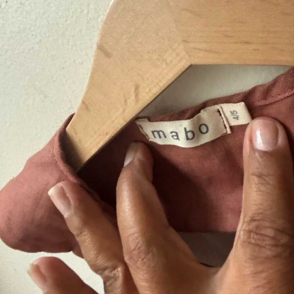 mabo tie-on collar in linen - dark mauve